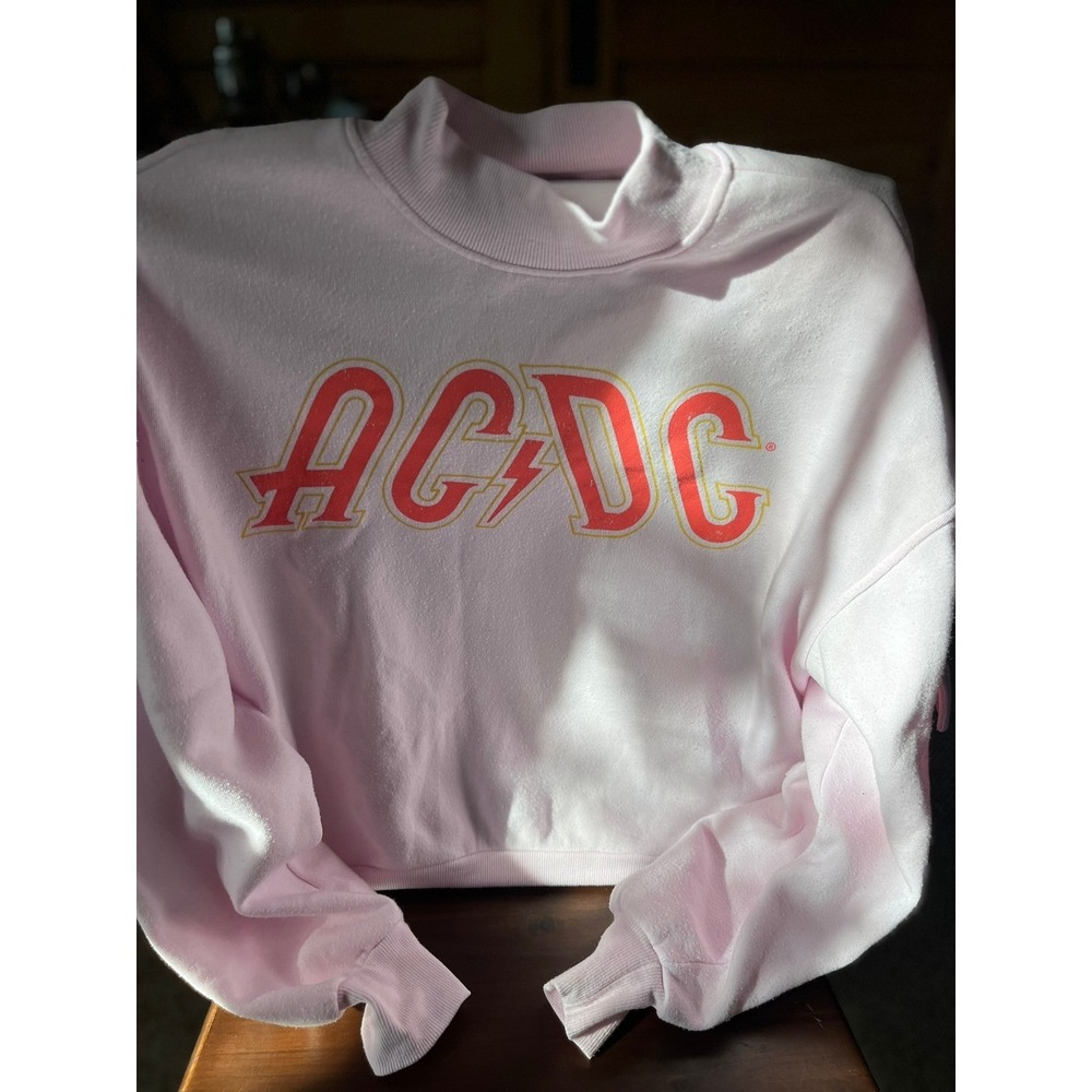 ACDC Band Cropped Sweatshirt Pink Rock Concert Tour Graphic‎ Pullover